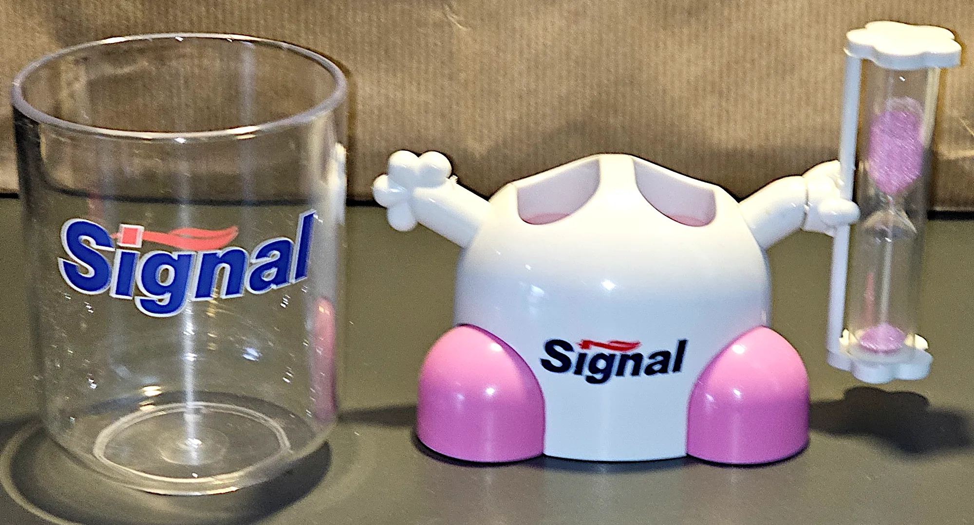 Signal, zdjęcie 1 z 3